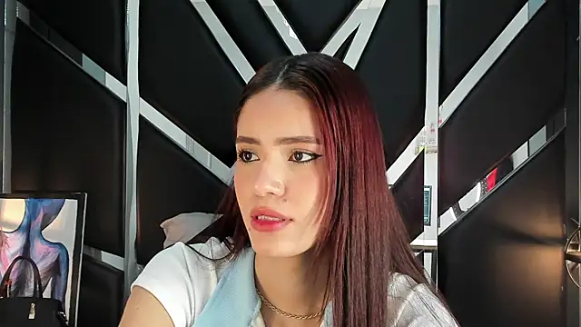 Madie  collins online show from January 2025 12:46:02 PM