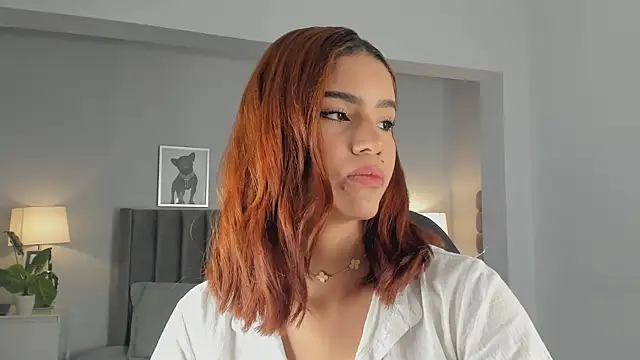 Madie  collins online show from November 2025 12:11:01 PM