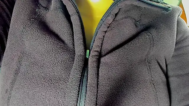 Snapshot of Extrem_HairyPussy chatting on February 2026 02:24:02 PM Extrem HairyPussy online show from February 2026 02:24:02 PM