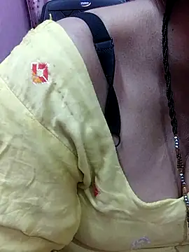 Snapshot of Urmila_bhabhii chatting on February 2025 02:10:02 PM Urmila bhabhii online show from February 2025 02:10:02 PM