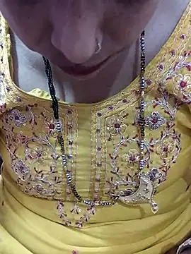 Snapshot of Urmila_bhabhii chatting on February 2025 06:22:01 AM Urmila bhabhii online show from February 2025 06:22:01 AM