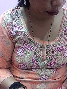 Snapshot of Urmila_bhabhii chatting on March 2025 03:44:01 AM Urmila bhabhii online show from March 2025 03:44:01 AM