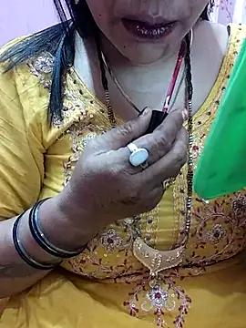 Snapshot of Urmila_bhabhii chatting on March 2025 03:28:02 AM Urmila bhabhii online show from March 2025 03:28:02 AM