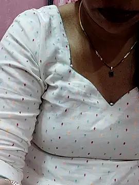 Snapshot of Urmila_bhabhii chatting on March 2025 02:37:02 PM Urmila bhabhii online show from March 2025 02:37:02 PM