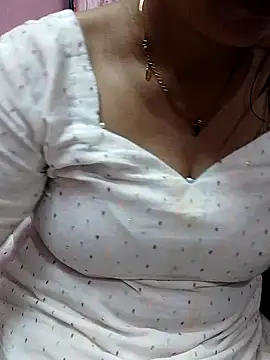 Snapshot of Urmila_bhabhii chatting on March 2025 03:29:02 PM Urmila bhabhii online show from March 2025 03:29:02 PM