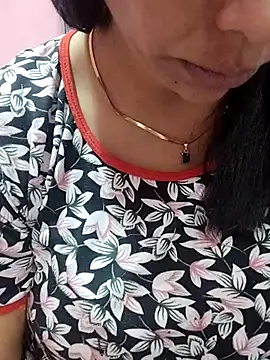 Snapshot of Urmila_bhabhii chatting on March 2025 02:28:02 AM Urmila bhabhii online show from March 2025 02:28:02 AM