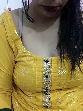 Snapshot of Urmila_bhabhii chatting on November 2025 04:15:02 AM Urmila bhabhii online show from November 2025 04:15:02 AM