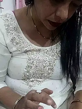 Snapshot of Urmila_bhabhii chatting on January 2026 04:37:02 AM Urmila bhabhii online show from January 2026 04:37:02 AM