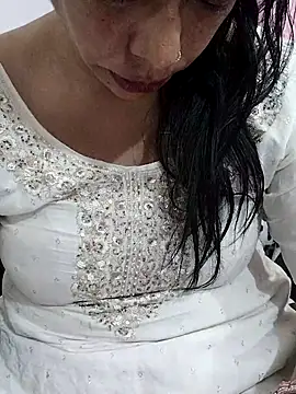 Snapshot of Urmila_bhabhii chatting on February 2026 04:19:01 AM Urmila bhabhii online show from February 2026 04:19:01 AM