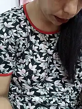 Snapshot of Urmila_bhabhii chatting on March 2026 03:08:01 AM Urmila bhabhii online show from March 2026 03:08:01 AM