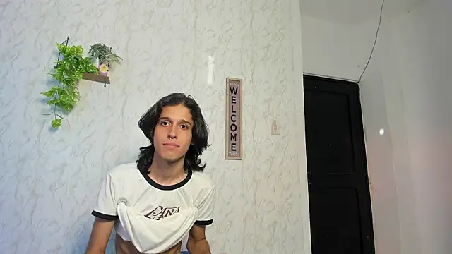 jony honey online show from February 2026 12:12:01 PM