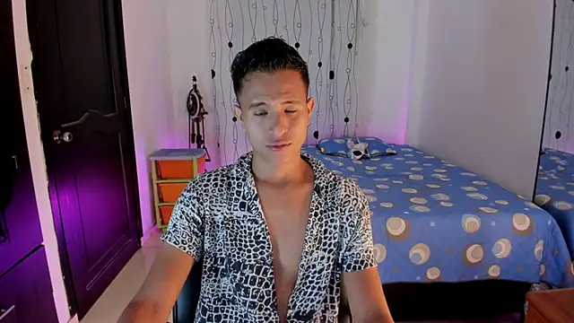 Snapshot of alessandro_wizard chatting on February 2025 10:43:01 PM alessandro wizard online show from February 2025 10:43:01 PM