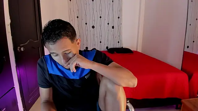 Snapshot of alessandro_wizard chatting on February 2025 10:14:02 PM alessandro wizard online show from February 2025 10:14:02 PM