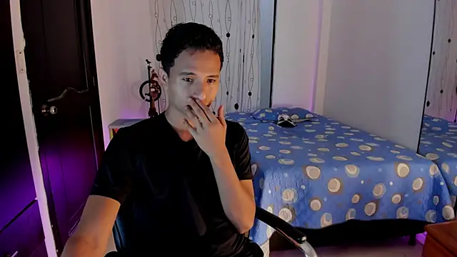 Snapshot of alessandro_wizard chatting on March 2025 09:03:01 PM alessandro wizard online show from March 2025 09:03:01 PM