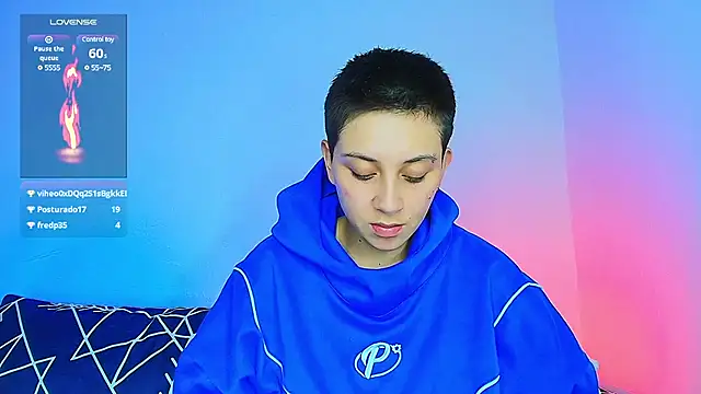 Snapshot of aron_wi chatting on January 2025 09:07:01 PM aron wi online show from January 2025 09:07:01 PM