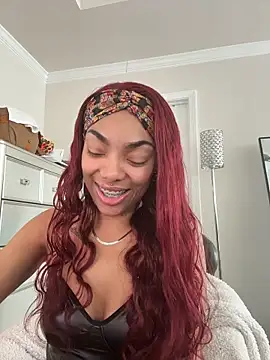 Snapshot of butterflybootyy chatting on January 2026 03:05:01 PM butterflybootyy online show from January 2026 03:05:01 PM