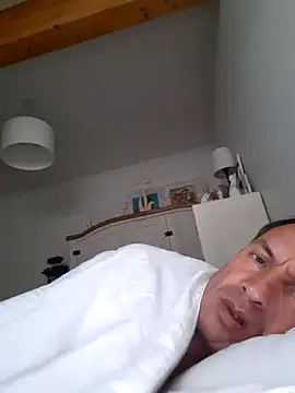 Snapshot of bagoulo chatting on September 2025 11:12:02 AM bagoulo online show from September 2025 11:12:02 AM