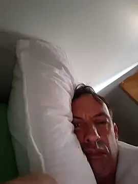 Snapshot of bagoulo chatting on October 2025 09:51:01 AM bagoulo online show from October 2025 09:51:01 AM