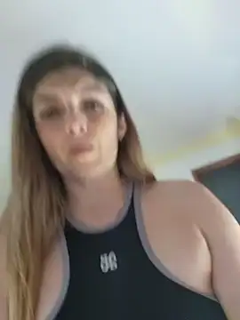 Snapshot of Lizzymontanaa chatting on November 2025 11:21:02 PM Lizzymontanaa online show from November 2025 11:21:02 PM