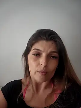 Snapshot of Lizzymontanaa chatting on December 2025 09:32:02 PM Lizzymontanaa online show from December 2025 09:32:02 PM