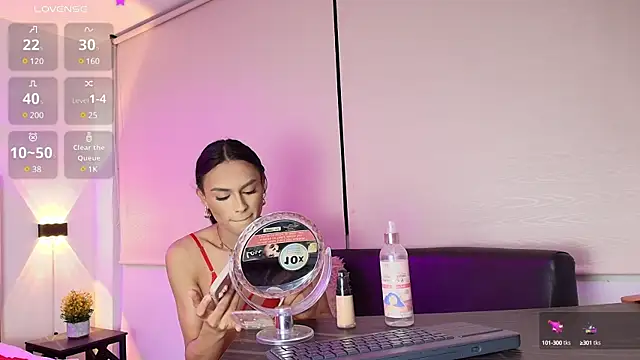 Snapshot of Chloe_Cherry21 chatting on January 2025 02:09:01 AM Chloe Cherry21 online show from January 2025 02:09:01 AM