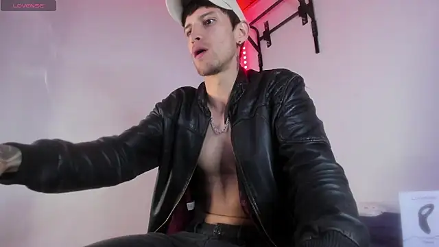 ImVen980 online show from January 2025 02:18:02 AM