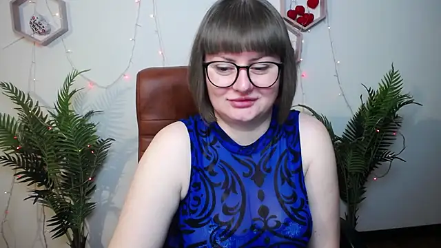 Snapshot of ZannaDreil chatting on April 2026 06:13:02 PM ZannaDreil online show from April 2026 06:13:02 PM
