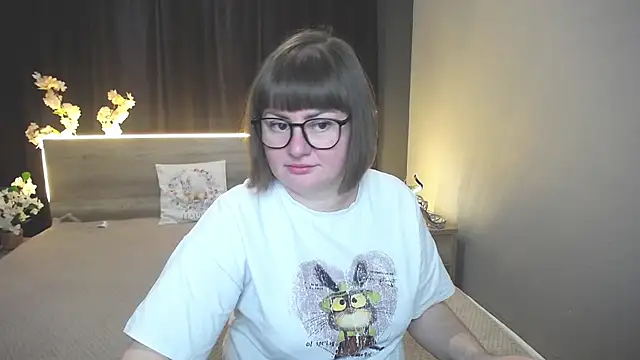 Snapshot of ZannaDreil chatting on April 2026 11:36:01 AM ZannaDreil online show from April 2026 11:36:01 AM