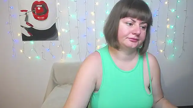 ZannaDreil online show from July 2026 06:32:01 PM