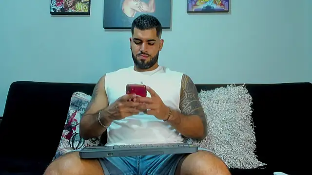 SamirHazard97 online show from February 2025 02:06:02 AM