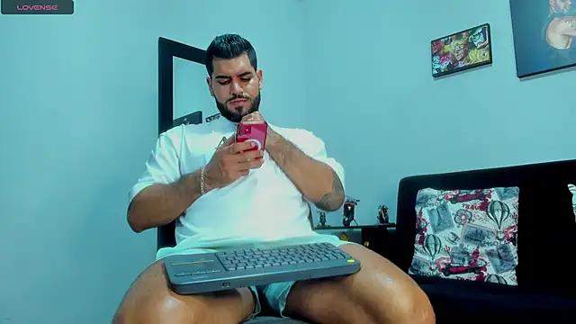 SamirHazard97 online show from March 2025 02:41:02 AM