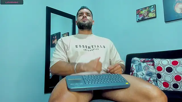 SamirHazard97 online show from March 2025 04:24:02 AM