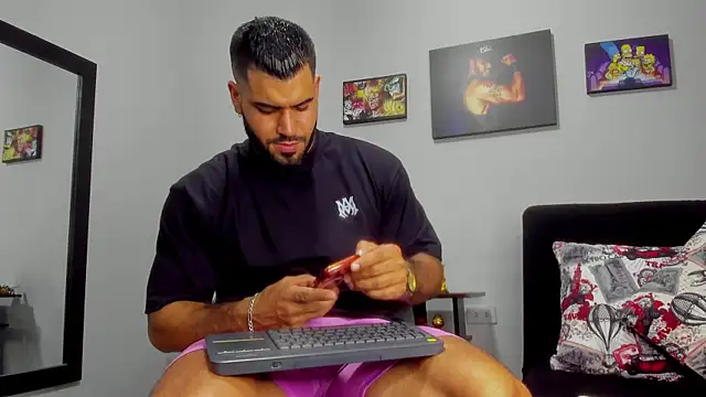 SamirHazard97 online show from October 2025 07:59:01 PM