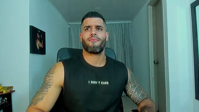 SamirHazard97 online show from January 2026 12:47:01 AM