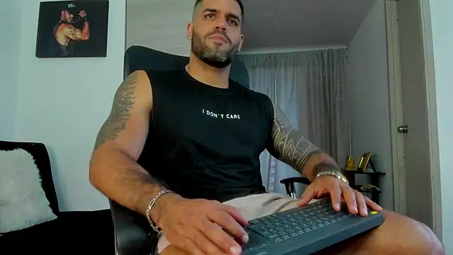 SamirHazard97 online show from February 2026 10:52:01 PM