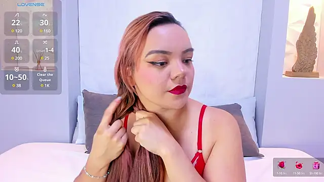 EmilyRouss  online show from March 2025 07:07:02 PM