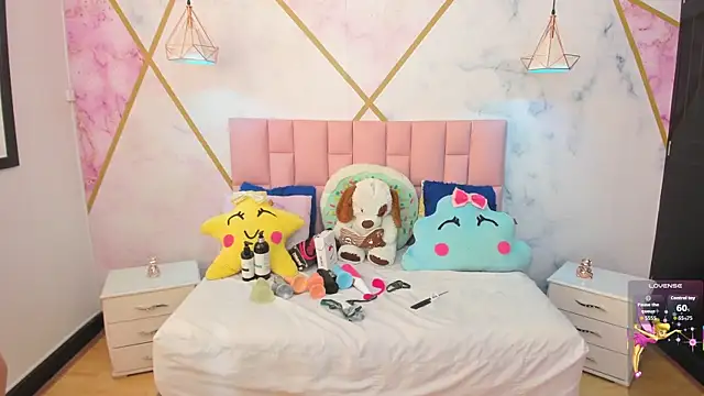 Snapshot of lizortiz chatting on September 2025 07:02:02 PM lizortiz online show from September 2025 07:02:02 PM