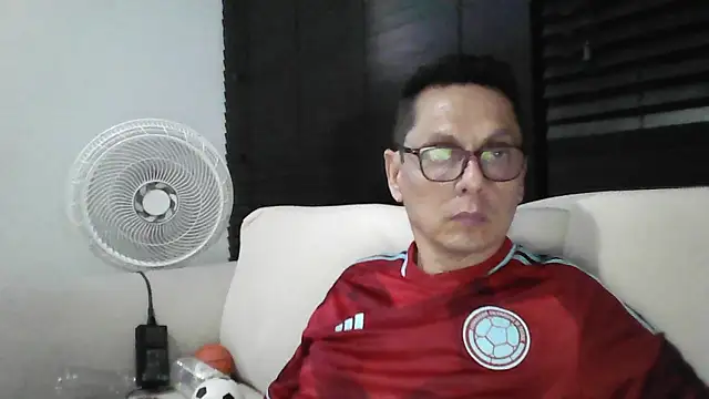 MarcusKelvin online show from October 2025 01:14:02 AM