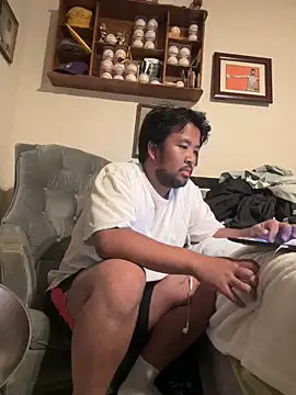 bigasianloads25 online show from May 2026 05:02:02 AM