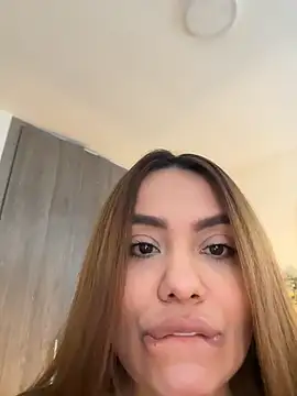 Snapshot of valeria2019hot chatting on February 2026 06:51:02 PM valeria2019hot online show from February 2026 06:51:02 PM