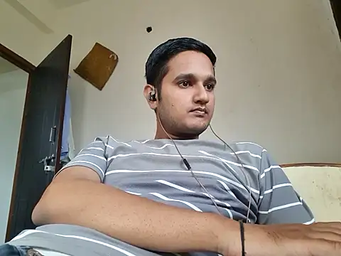 Snapshot of Jonrobinso chatting on October 2025 04:21:01 AM Jonrobinso online show from October 2025 04:21:01 AM