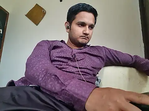 Snapshot of Jonrobinso chatting on October 2025 05:28:01 AM Jonrobinso online show from October 2025 05:28:01 AM