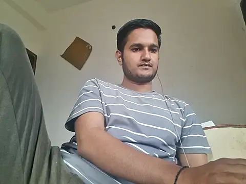 Snapshot of Jonrobinso chatting on October 2025 04:37:01 AM Jonrobinso online show from October 2025 04:37:01 AM