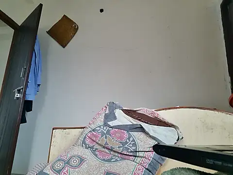 Snapshot of Jonrobinso chatting on October 2025 05:19:02 AM Jonrobinso online show from October 2025 05:19:02 AM