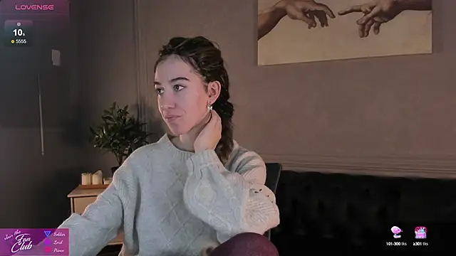 Snapshot of Belle_Via chatting on December 2024 10:13:01 AM Belle Via online show from December 2024 10:13:01 AM