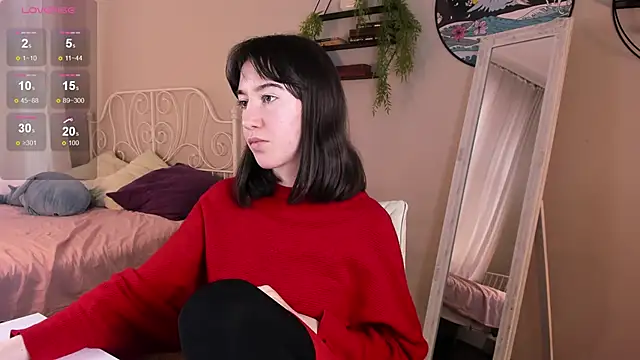 Snapshot of Belle_Via chatting on February 2025 08:17:01 AM Belle Via online show from February 2025 08:17:01 AM