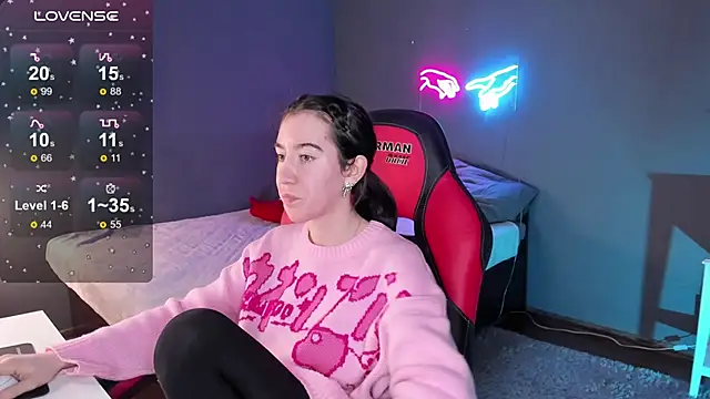 Snapshot of Belle_Via chatting on February 2025 08:41:01 PM Belle Via online show from February 2025 08:41:01 PM