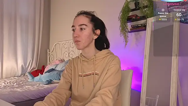 Snapshot of Belle_Via chatting on September 2025 03:36:01 PM Belle Via online show from September 2025 03:36:01 PM