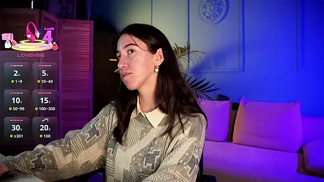 Snapshot of Belle_Via chatting on September 2025 04:00:01 PM Belle Via online show from September 2025 04:00:01 PM