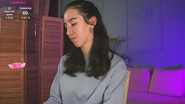 Snapshot of Belle_Via chatting on November 2025 03:23:02 PM Belle Via online show from November 2025 03:23:02 PM